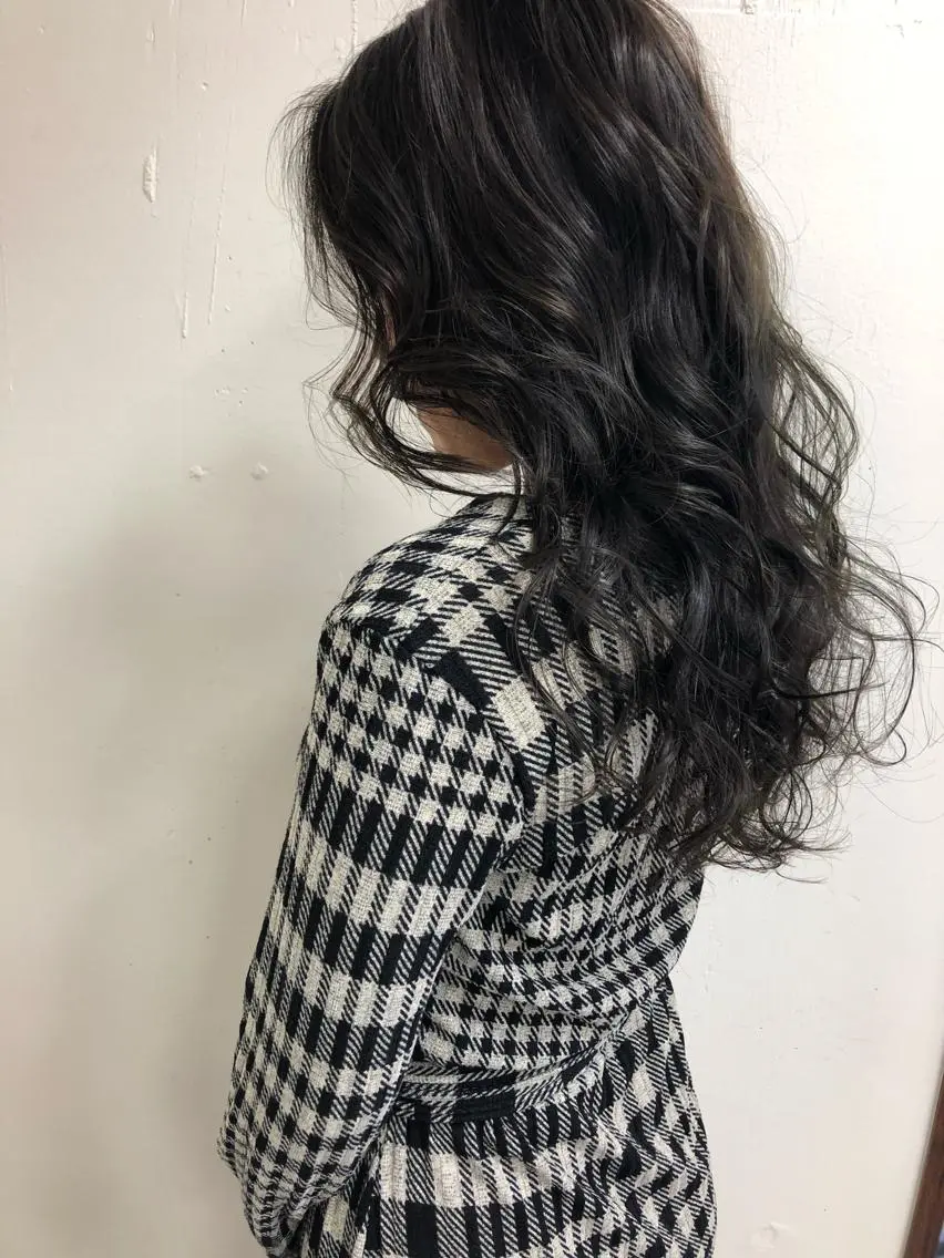 ロング カラー タナカ タクヤのヘアスタイル