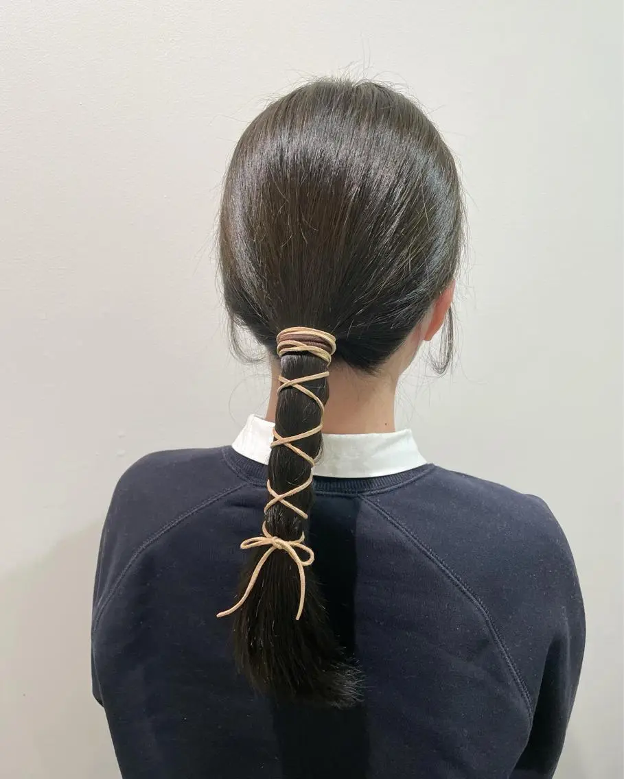 セミロング カラー ヘアアレンジ オリーブグレー Sana 🦢のヘアスタイル