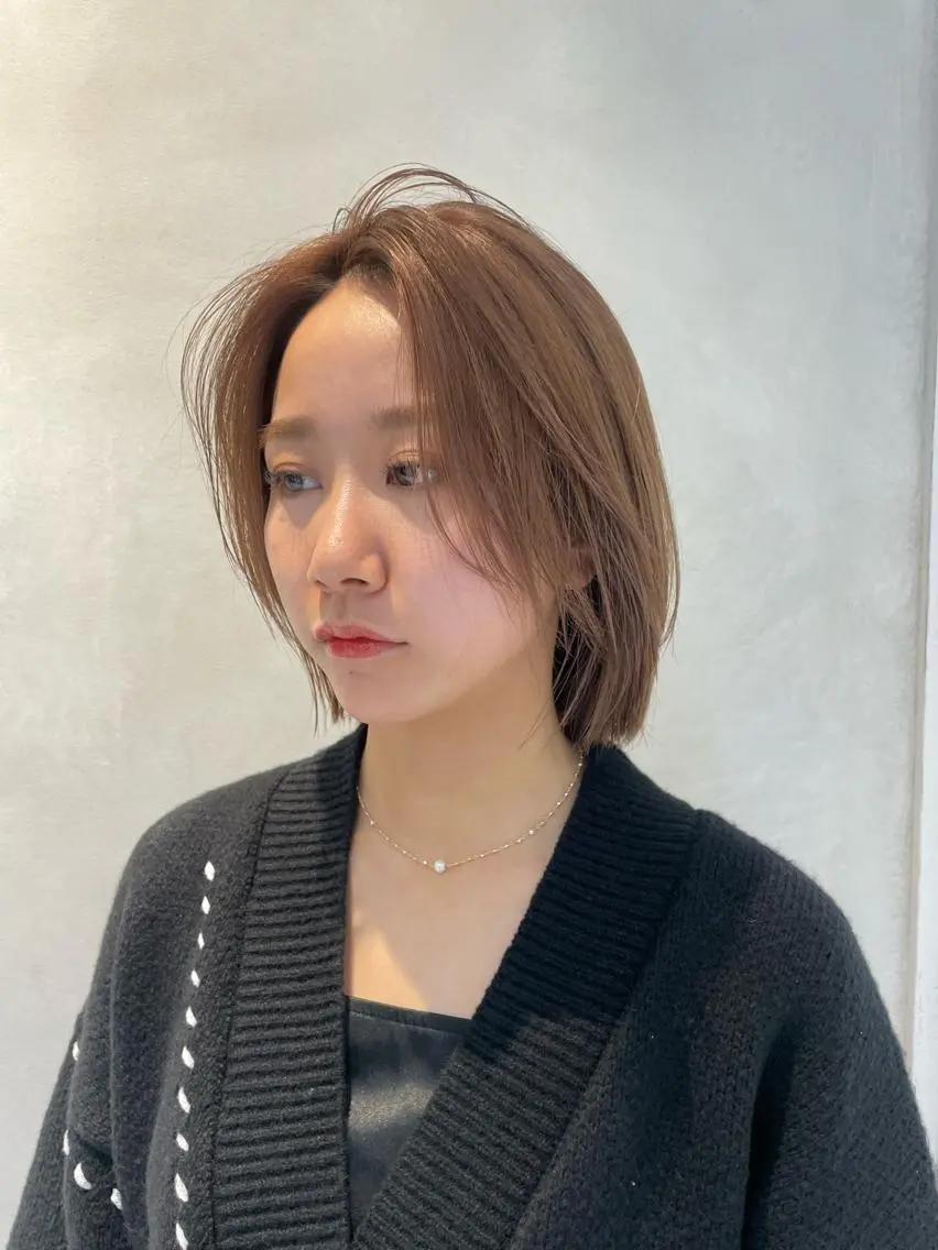 ミディアム カラー ボブレイヤー ベージュカラー ブリーチ ダブルカラー ボブ 若林 良のヘアスタイル