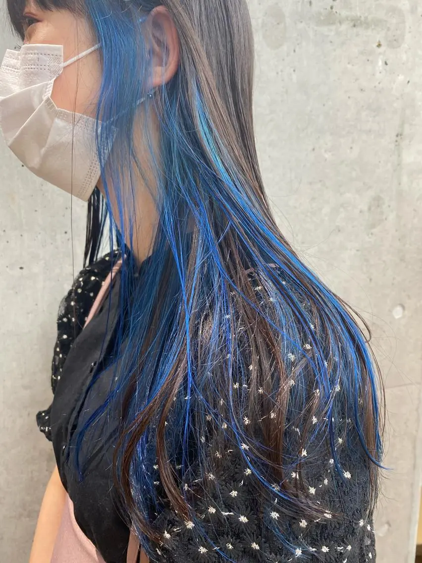 ロング カラー アッシュ アッシュグレー アッシュグレージュ バレイヤージュ ミストバング 韓国ヘア 🦋KIRA🦋のヘアスタイル