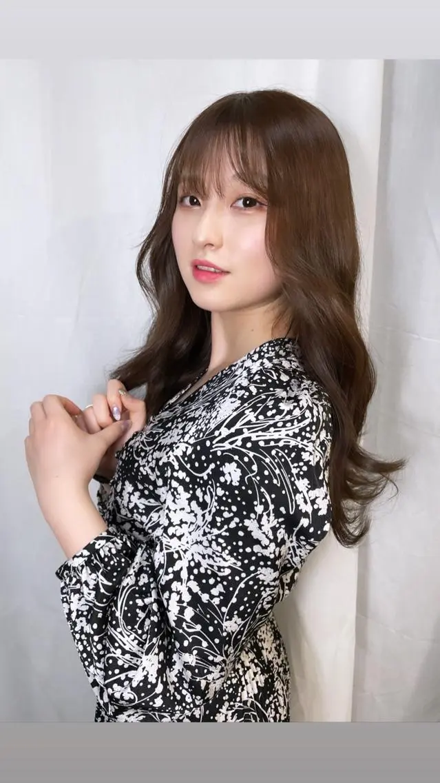 ロング カラー ヘアアレンジ 髙塚碧🇰🇷 韓国ヘア🎗️のヘアスタイル