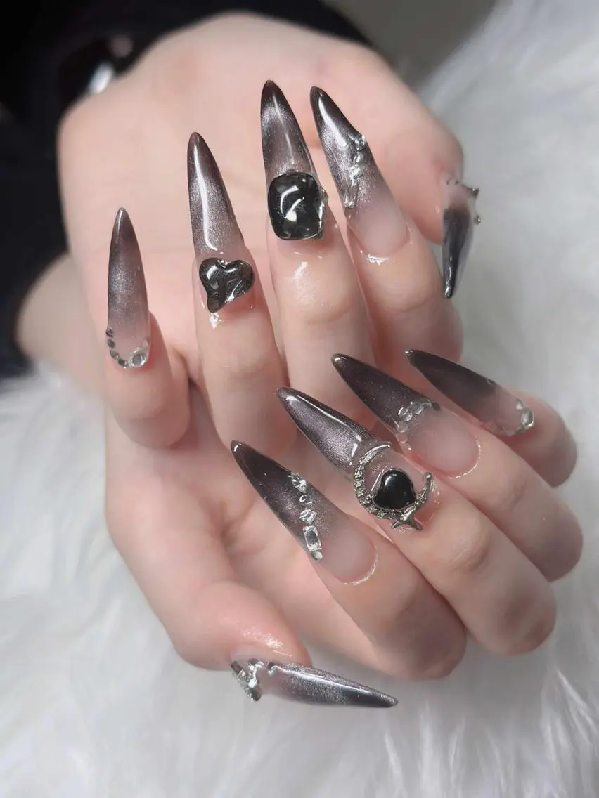 ネイル フレンチネイル ジェルネイル ハロウィン 韓国ネイル マグネットネイル ハンドネイル H.baby Nail Salonのネイルデザイン