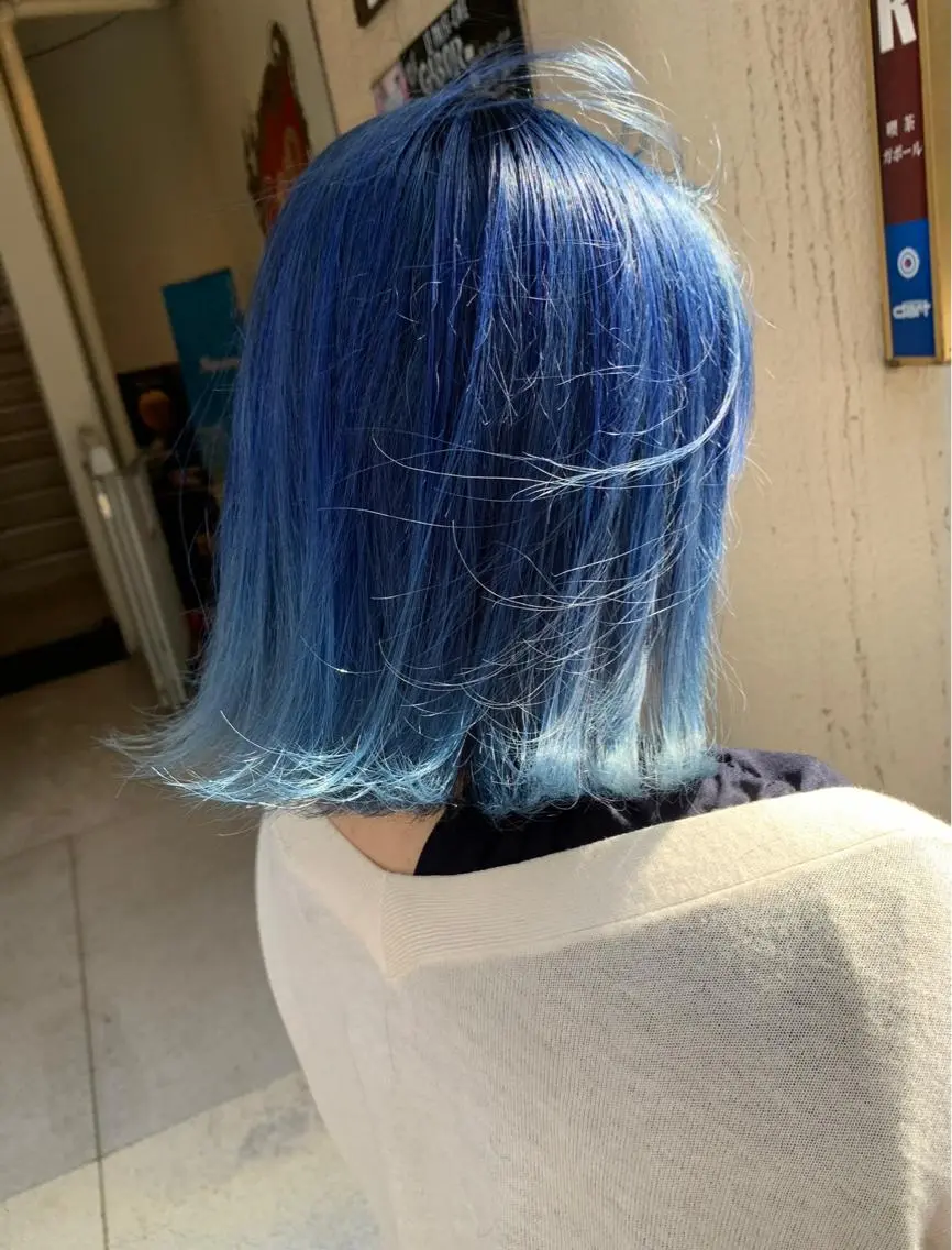 セミロング ハイライト レイヤーカット ヘアカラー Selene hair OSAKAのヘアスタイル