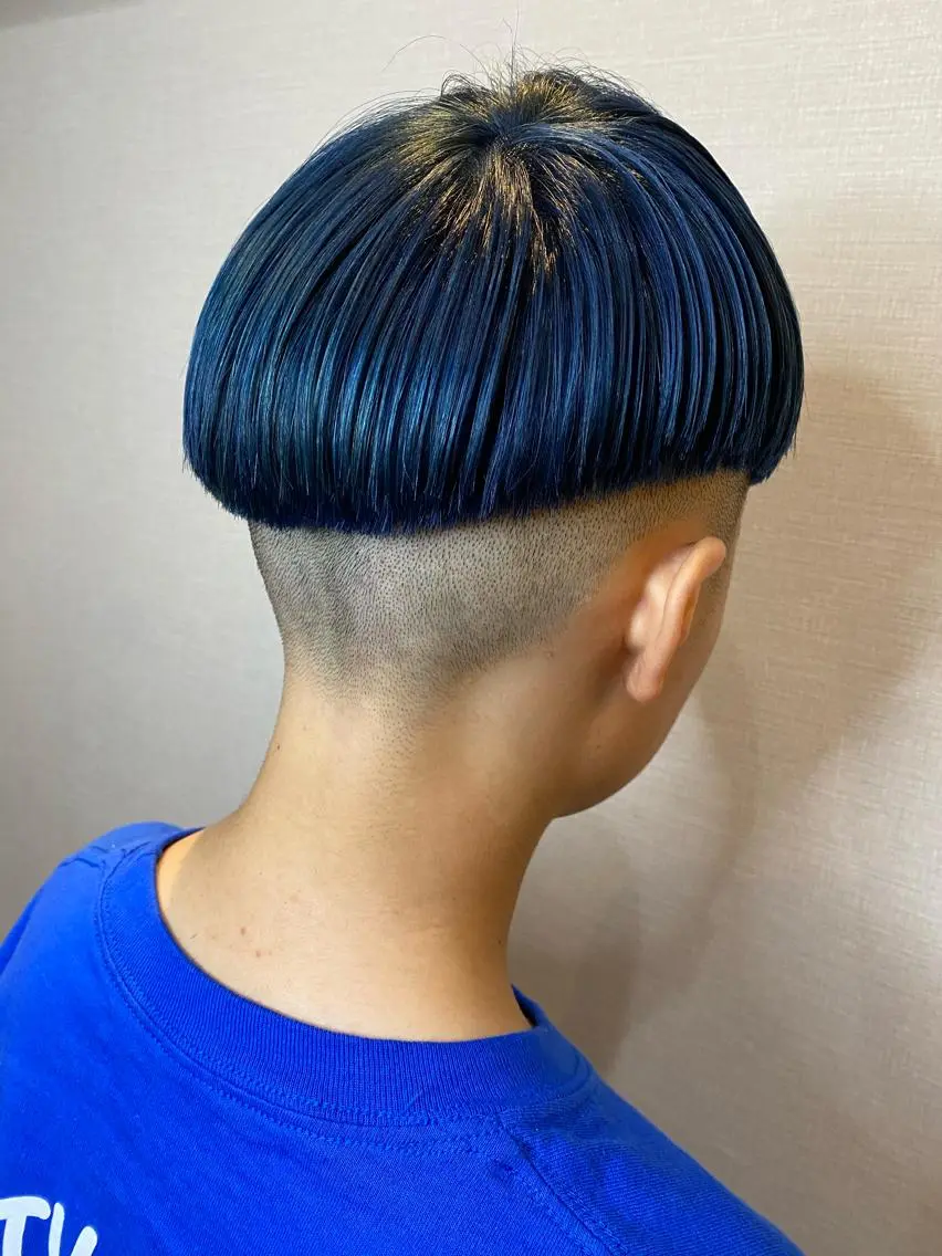 ショート カラー ブルーカラー カット ヘアカラー トリートメント 美髪 カラーリストのヘアスタイル