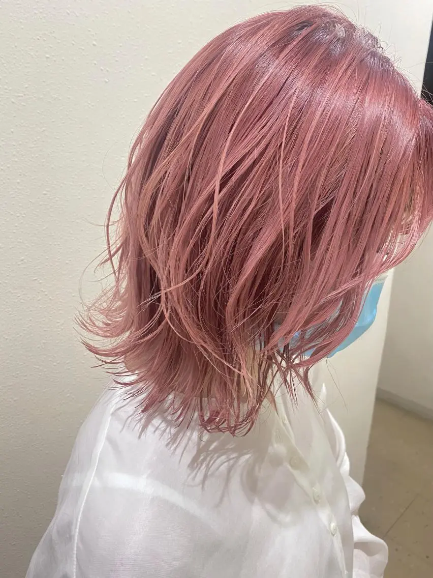 ショート レイヤーカット ブリーチ/ハイトーン レイヤー/Maanaのヘアスタイル