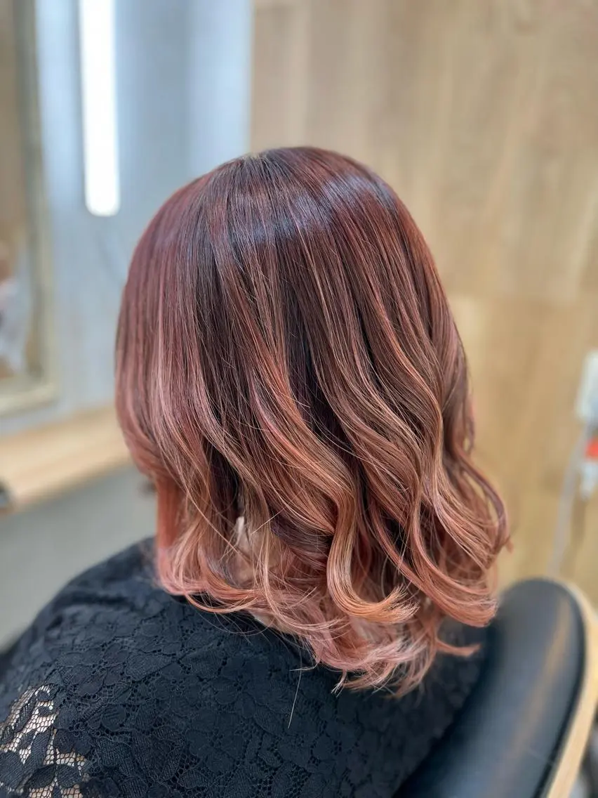 ロング レイヤーカット カット ヘアカラー トリートメント 川村 昌広のヘアスタイル