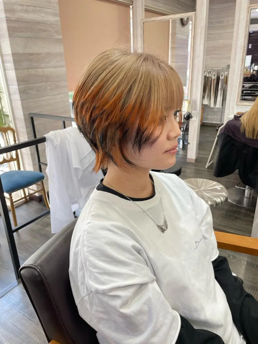 ショート 狐カラー ウルフカット ヘアカラー トリートメント LOCO/ Koukiのヘアスタイル