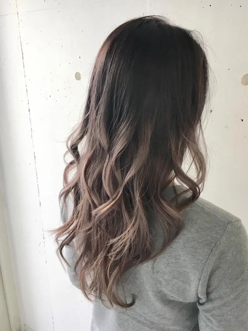 ロング カラー グラデーションカラー yoshi ☆のヘアスタイル