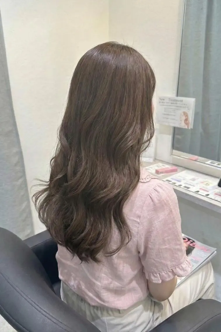 ミディアム tre.甲子園口店/ レイヤーカットのヘアスタイル