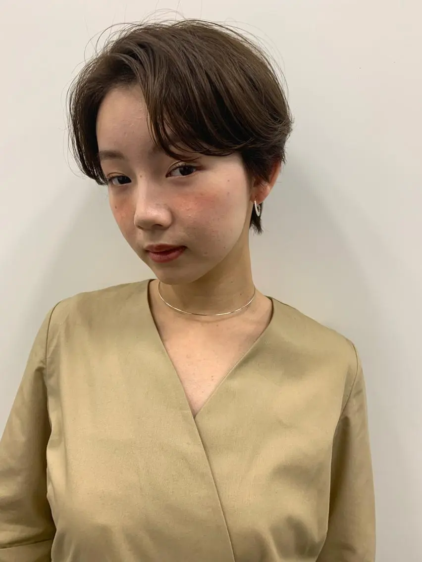 ショート カラー パーマ ヘアアレンジ ハンサムショート ショートヘア 小顔カット カット ヘアセット 松田 亮葉のヘアスタイル