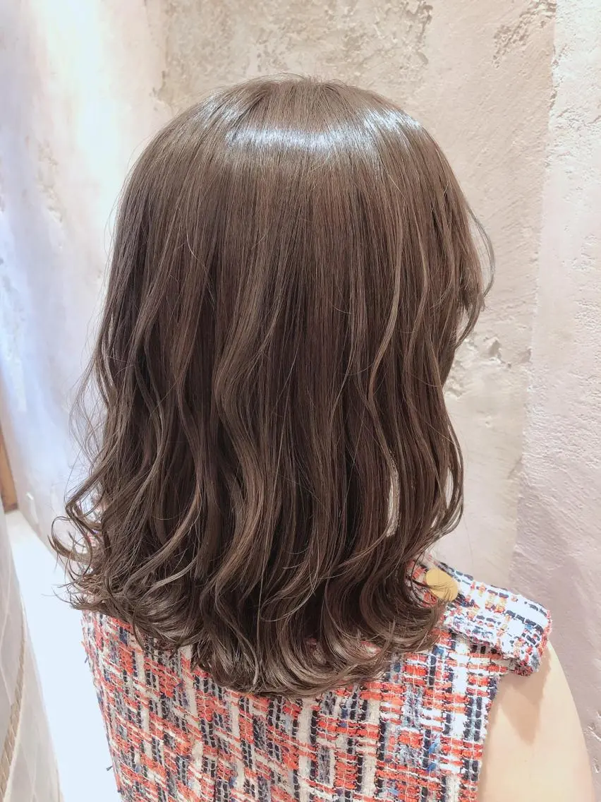 ミディアム カット ヘアカラー トリートメント 代表山口ひな 髪質改善のプロのヘアスタイル