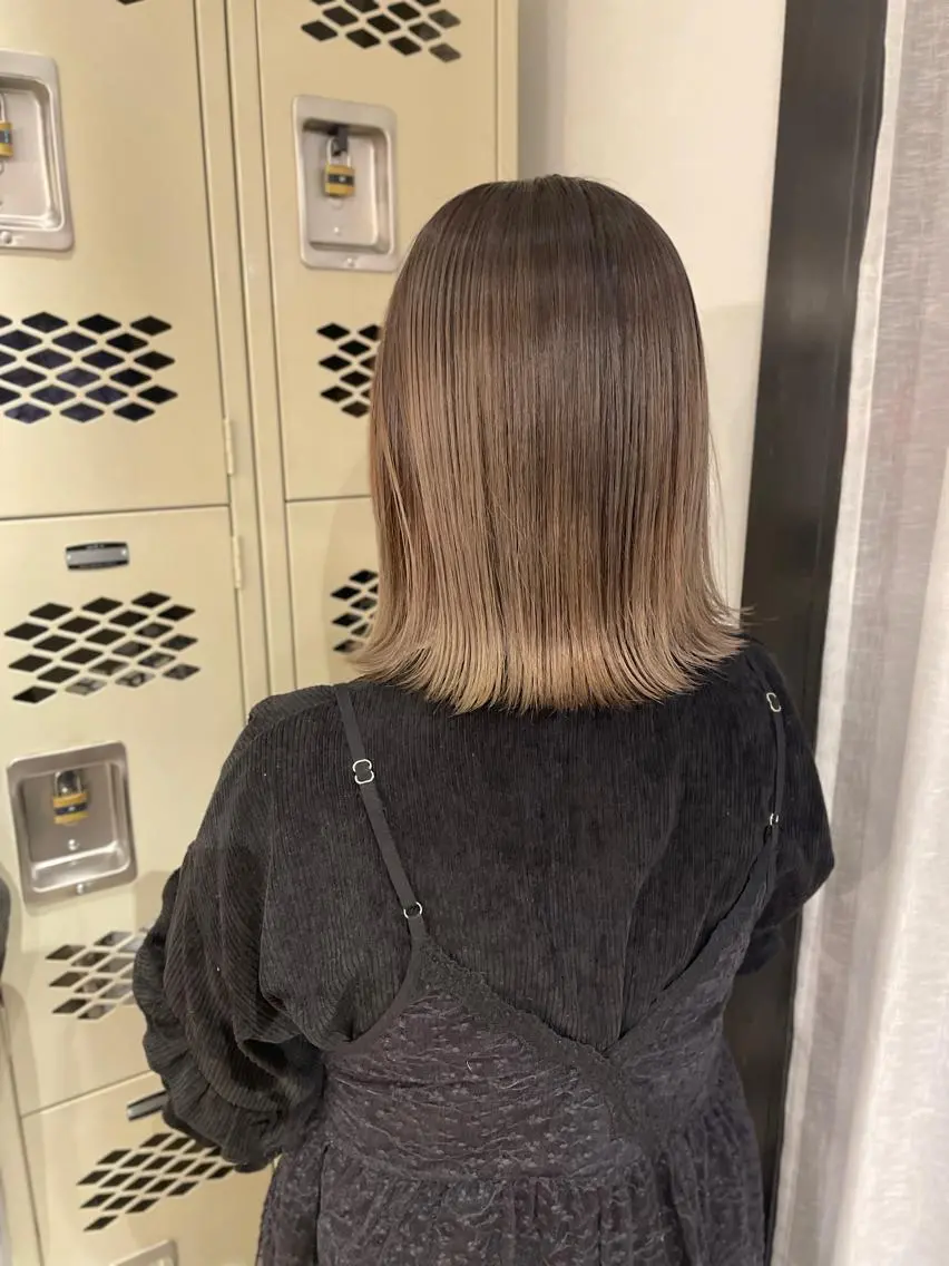 セミロング 東 みのりのヘアスタイル