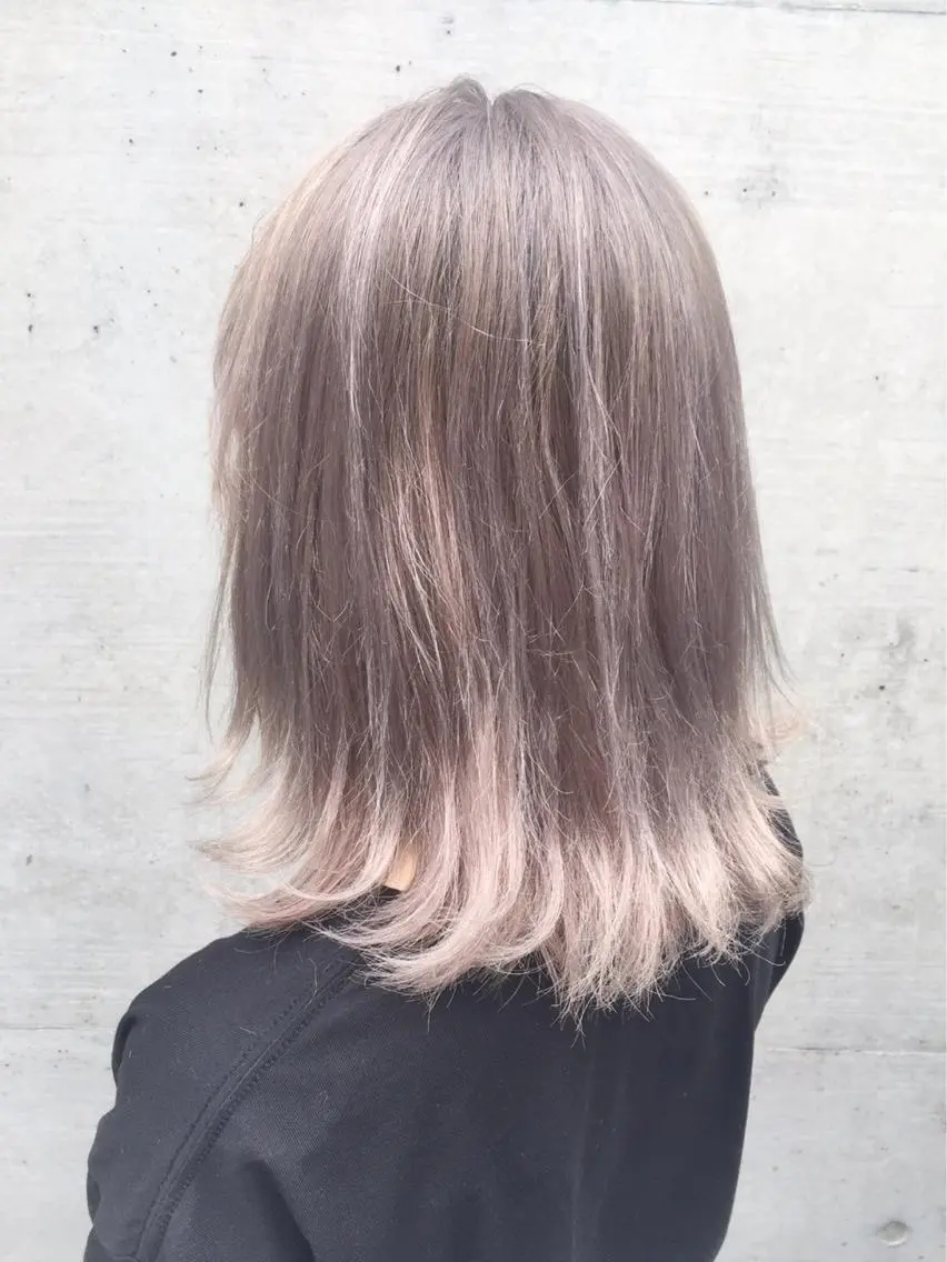 ミディアム カラー ベージュカラー 色落ちまでキレイに! !女性サロンのヘアスタイル