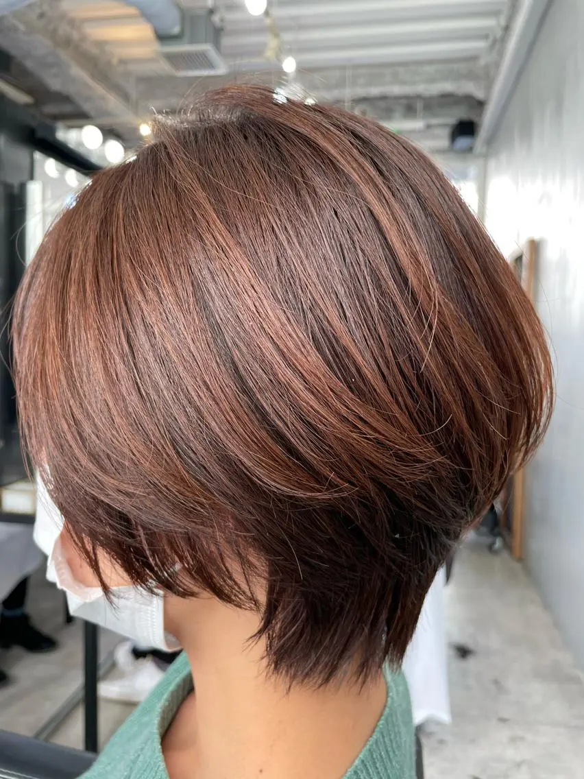 ショート カラー ベージュカラー ブラウンカラー ピンクカラー ピンクベージュ ショートヘア カット ヘアカラー トリートメント ブリーチなし透明感 タケザワミキのヘアスタイル