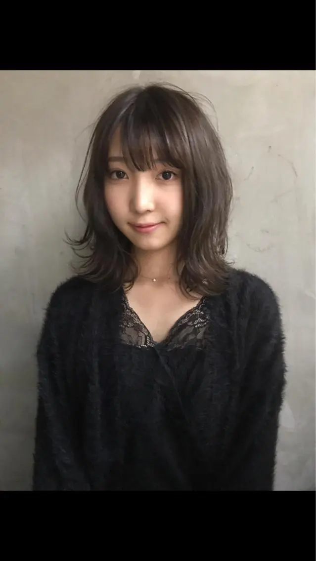 ミディアム カラー ヘアアレンジ ブリーチ グレージュ ハイライトカラー ハイライト カット ヘアカラー トリートメント 白髪ぼかしハイライト バレイヤージュヤマトのヘアスタイル