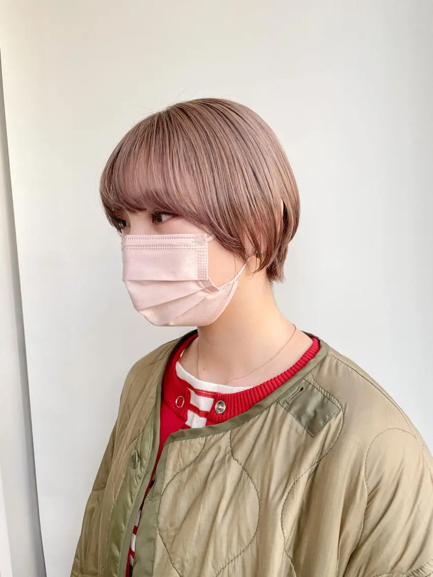 ショート カラー 丸みショート ベージュカラー ブリーチ ミルクティーベージュ ショートヘア カット ヘアカラー Takuma Suzuki中目黒のヘアスタイル