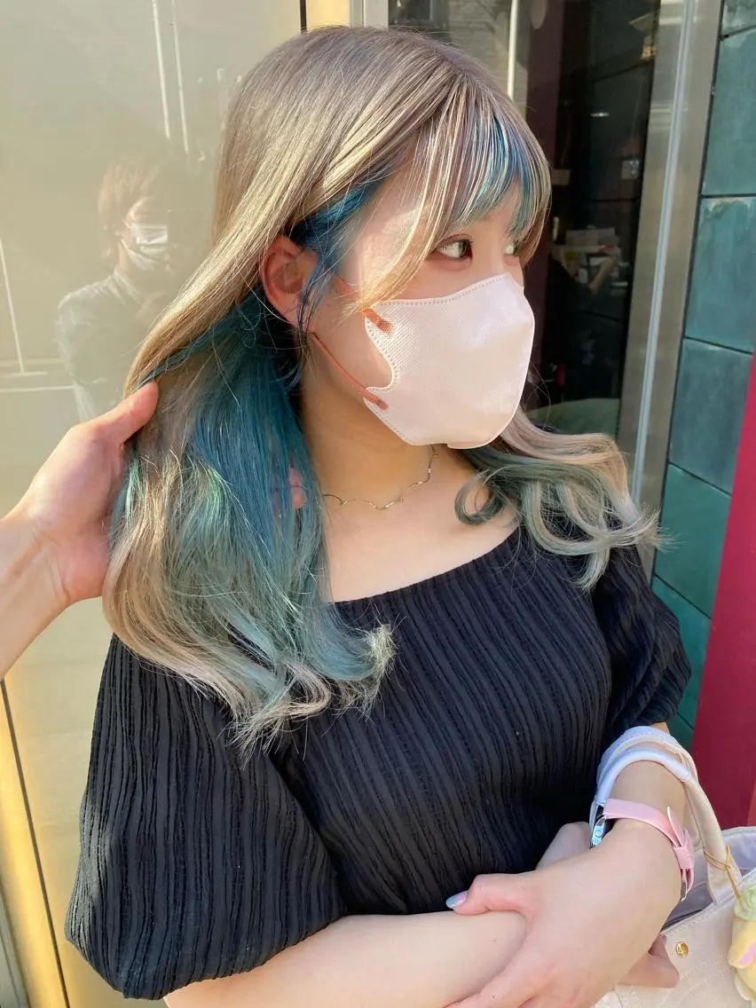 ロング カラー ベージュカラー ブリーチ ミント ミントグリーン ホワイトベージュ ヘアカラー トリートメント グレージュ達人/赤み 消し/ブリーチ/岩崎のヘアスタイル