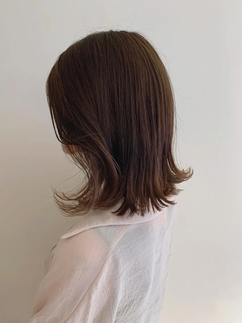 ミディアム カラー ベージュカラー オリーブベージュ チバ タクミのヘアスタイル