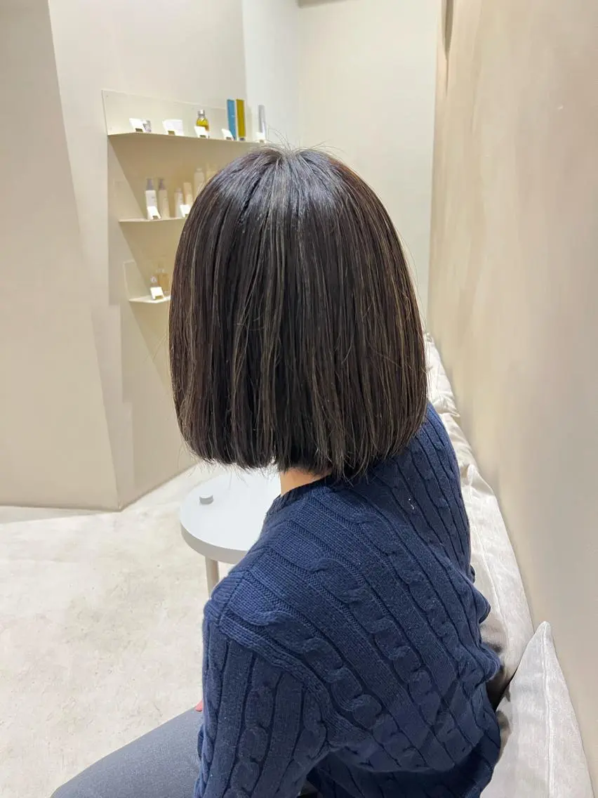 カラー ハイライトカラー レイヤーカット NERO加藤木麻彩のヘアスタイル