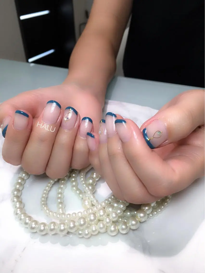 ネイル ブルー フレンチネイル HALU ハルのネイルデザイン