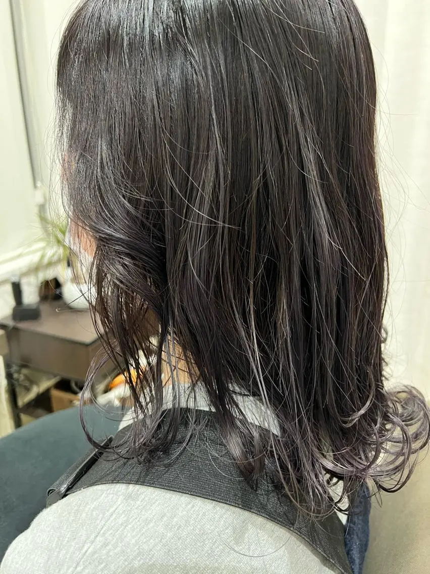 ミディアム カラー 透明感カラー パープルカラー カット ヘアカラー トリートメント NAKAGAWA YUICHIのヘアスタイル