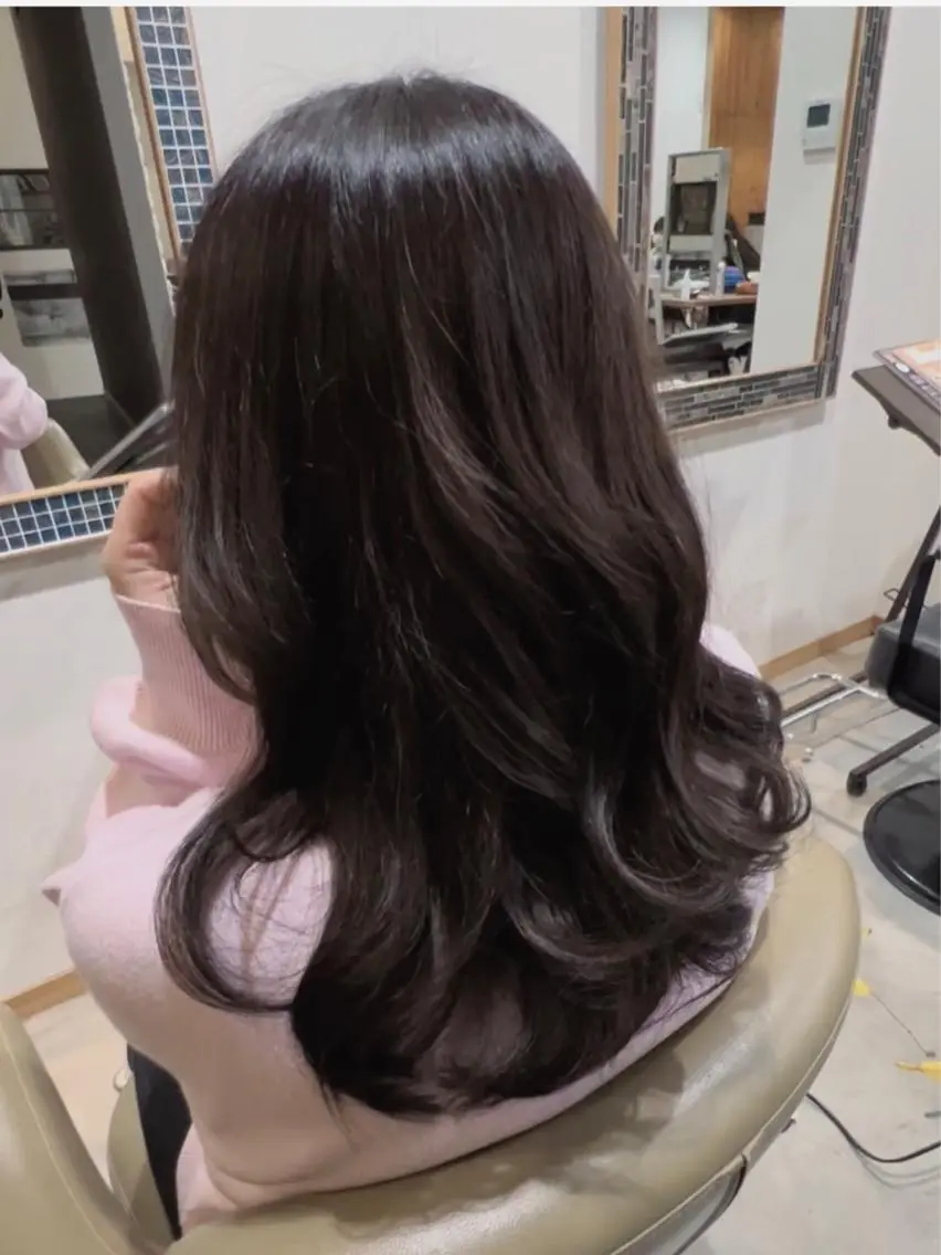 セミロング カラー ベージュカラー ブリーチ ケアブリーチ 透明感カラー デザインカラー カット ヘアカラー トリートメント 五反田 美容院☆張 明星☆韓国ヘアのヘアスタイル