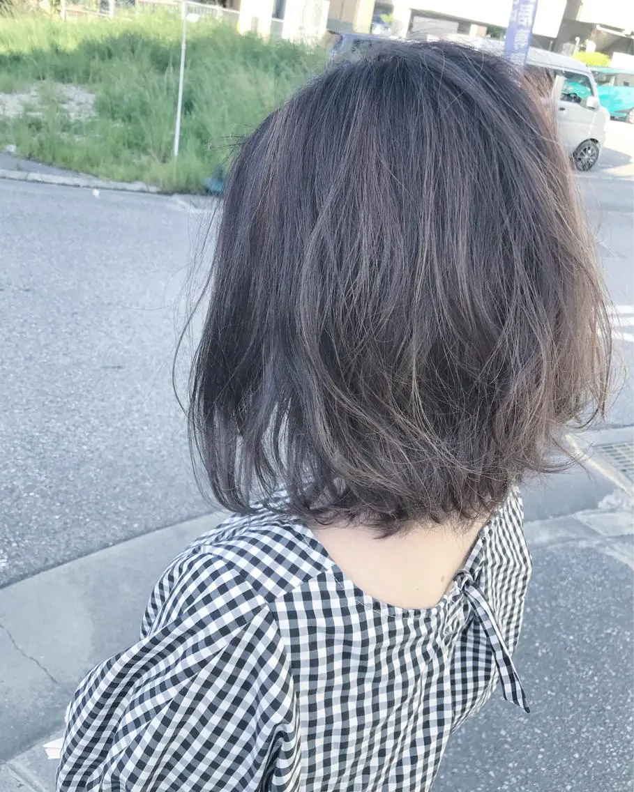 ショート カラー ブルーカラー ブルージュ ハイライトカラー ハイライト カット ヘアカラー トリートメント grand juteのヘアスタイル