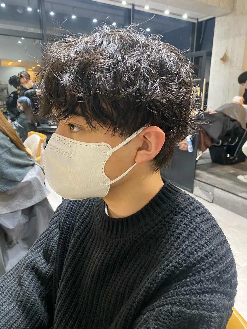 パーマ メンズ カット パーマ トリートメント 似合う髪型見つけます AYAKAのヘアスタイル