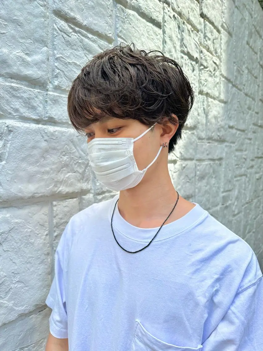 ショート パーマ メンズ 榎本 健太のヘアスタイル