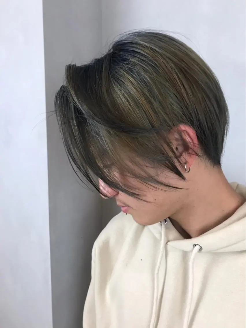 ショート カラー メンズ メンズバレイヤージュ バレイヤージュ レイヤーカット BROCANTE立川 karasawa.nのヘアスタイル