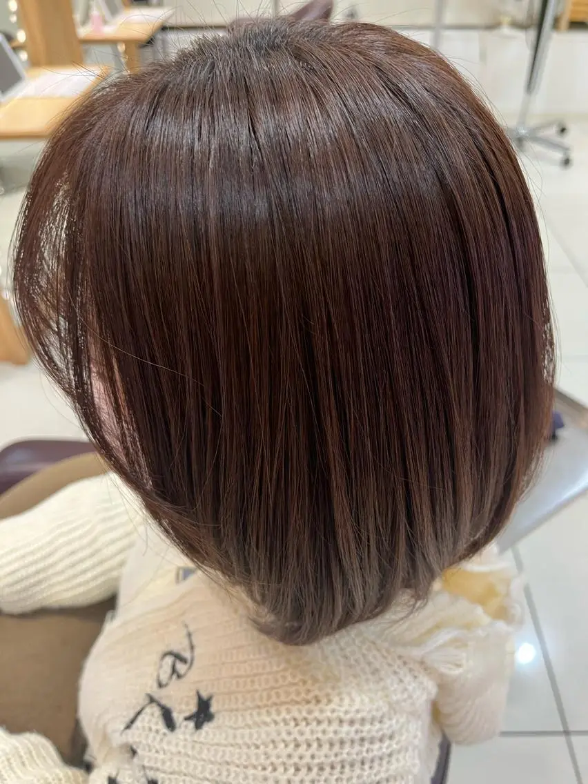 ミディアム カラー ブラウンカラー チョコレートブラウン なつな/ 透明感カラーのヘアスタイル