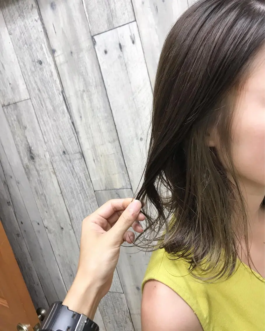 ミディアム カラー パーマ ヘアアレンジ メンズ キッズ メンズインナーカラー インナーカラー Forest. -髪質改善-のヘアスタイル