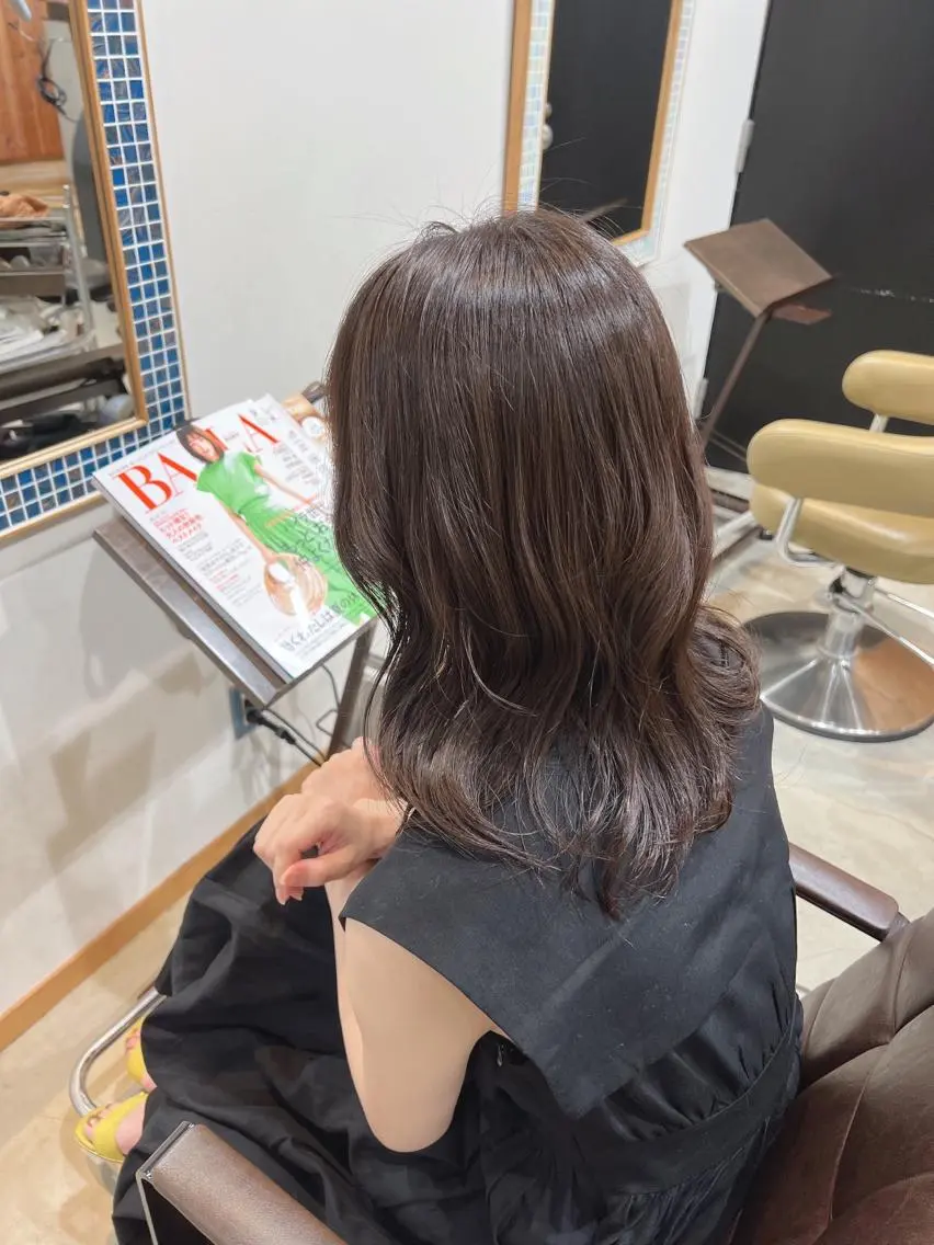 セミロング カラー ヘアアレンジ キッズ バレイヤージュ ブリーチ ケアブリーチ 透明感カラー デザインカラー カット ヘアカラー トリートメント 五反田 美容院☆張 明星☆韓国ヘアのヘアスタイル