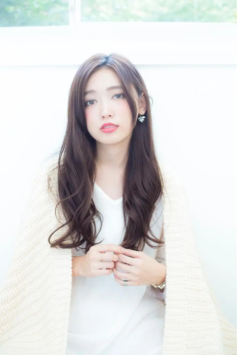 ロング ボブ くびれヘア エクステ ハイライト 髪質改善 エリアNo.1人気✨ ブリッツレボ☘️のヘアスタイル