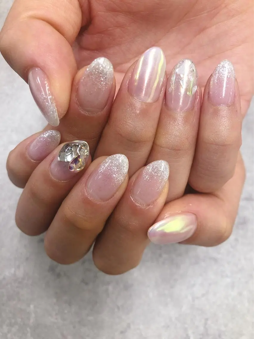 ネイル オーロラネイル グラデーション ラメ(グリッター) ラメグラデーション ハンドネイル ハンドケア FASTNAIL PLUS 新宿店のネイルデザイン