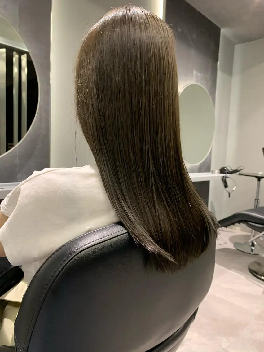 ロング カラー 髪質改善艶髪特化 二瓶 海人のヘアスタイル