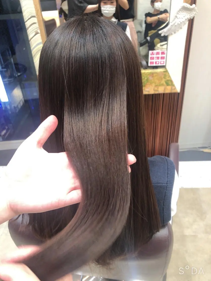 ロング 縮毛矯正 GOSSIP信国 瑞絵のヘアスタイル