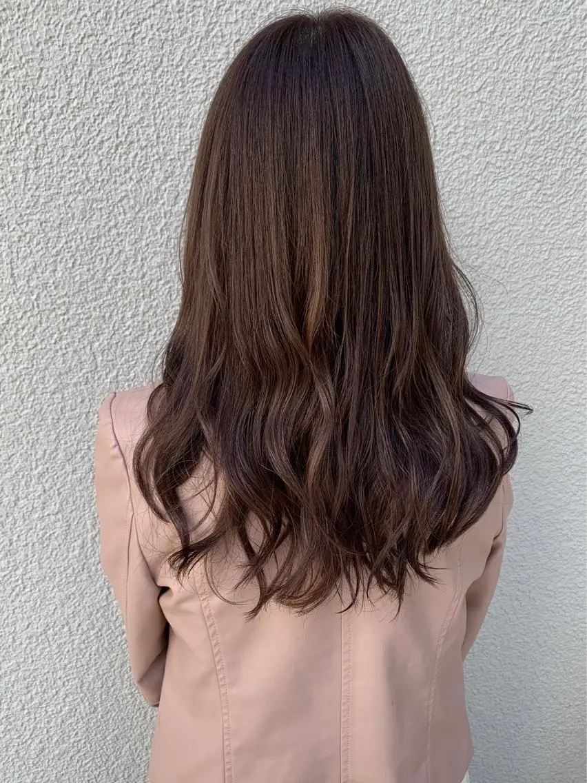 ロング カラー ベージュカラー Freez狭間 裕美のヘアスタイル