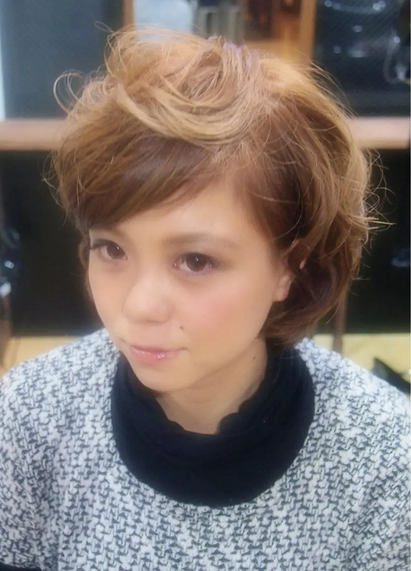 カラー パピヨンロゼ 酸性/髪質改善のヘアスタイル