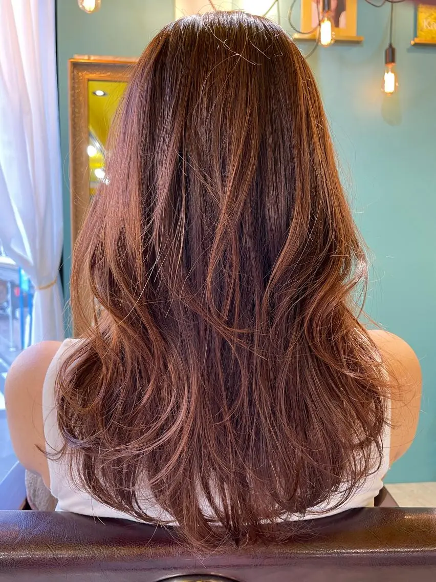 ロング レイヤーカット 末石 智のヘアスタイル