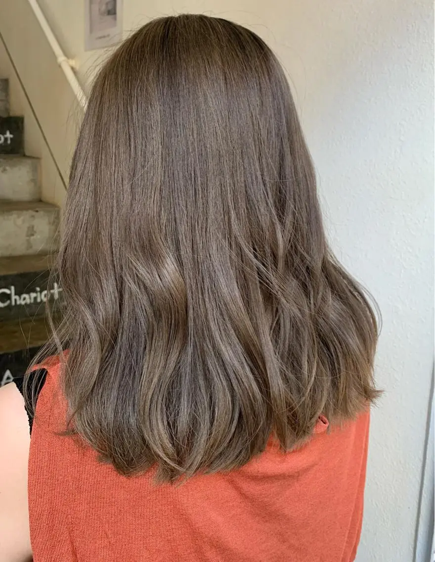 セミロング カラー カット ヘアカラー ノグチ ナツコのヘアスタイル