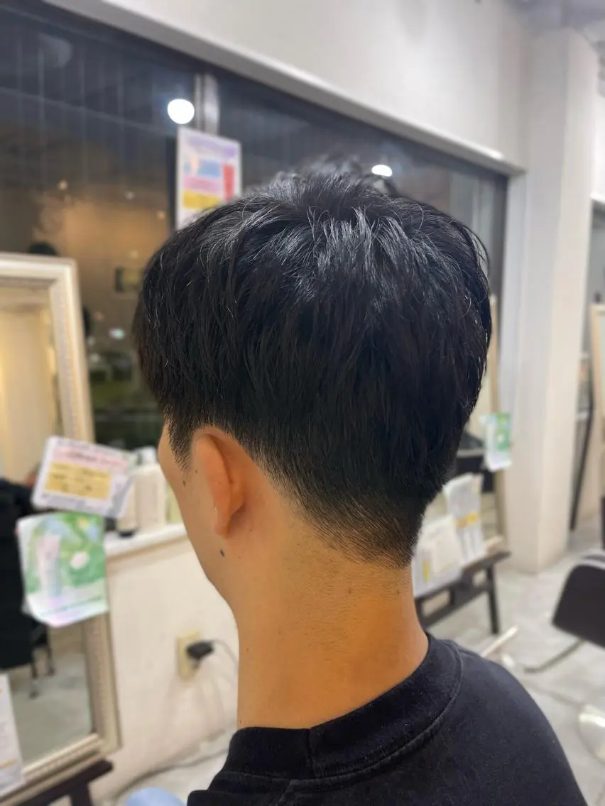 ショート メンズ 刈り上げ ショートヘア 尾野 雅斗のヘアスタイル