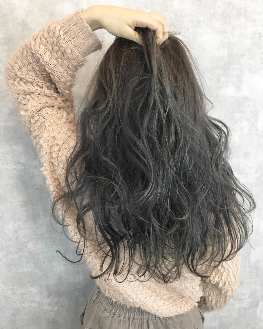 ロング カラー ネイビーカラー レイヤーカット BLend 渋谷のヘアスタイル