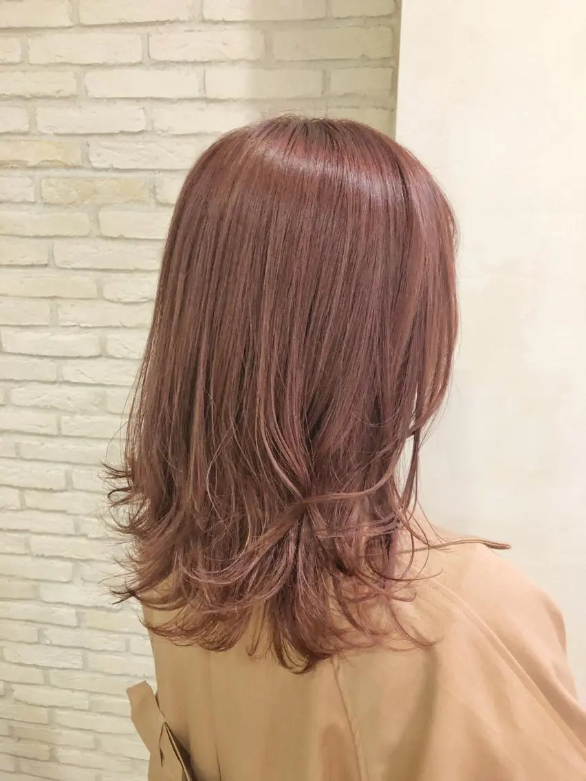 ミディアム カラー ピンクカラー 大平 美沙のヘアスタイル
