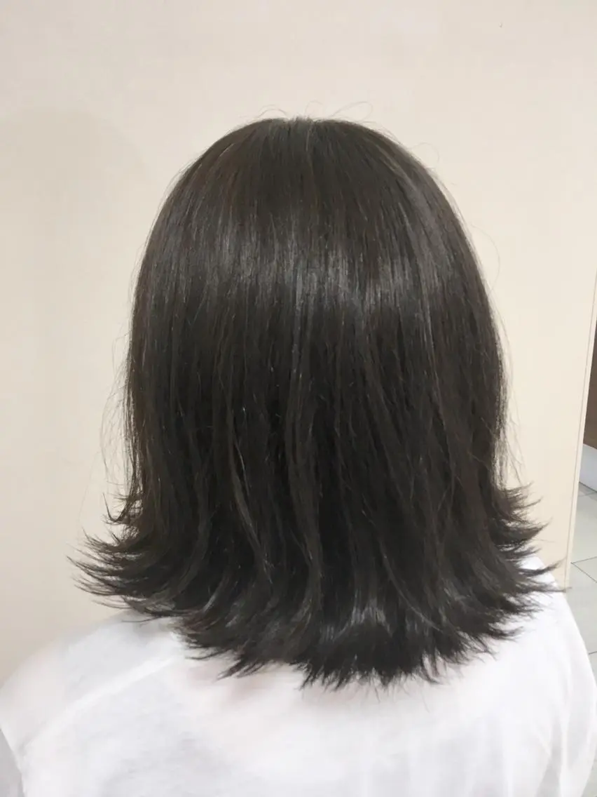 ミディアム カラー アッシュ ハイライトカラー ハイライト 【Sweep】おじま のぞみのヘアスタイル