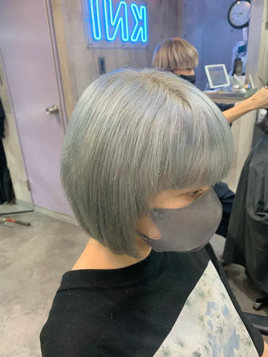 ショート カラー ヘアカラー トリートメント ハイトーン/メンズ/ ウルフ特化 小松のヘアスタイル
