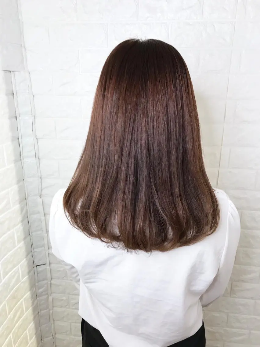 ミディアム カラー ベージュカラー 透明感カラー イルミナカラー オリーブベージュ ヘアカラー 髪質改善縮毛矯正 美容師✂️山崎竜二のヘアスタイル