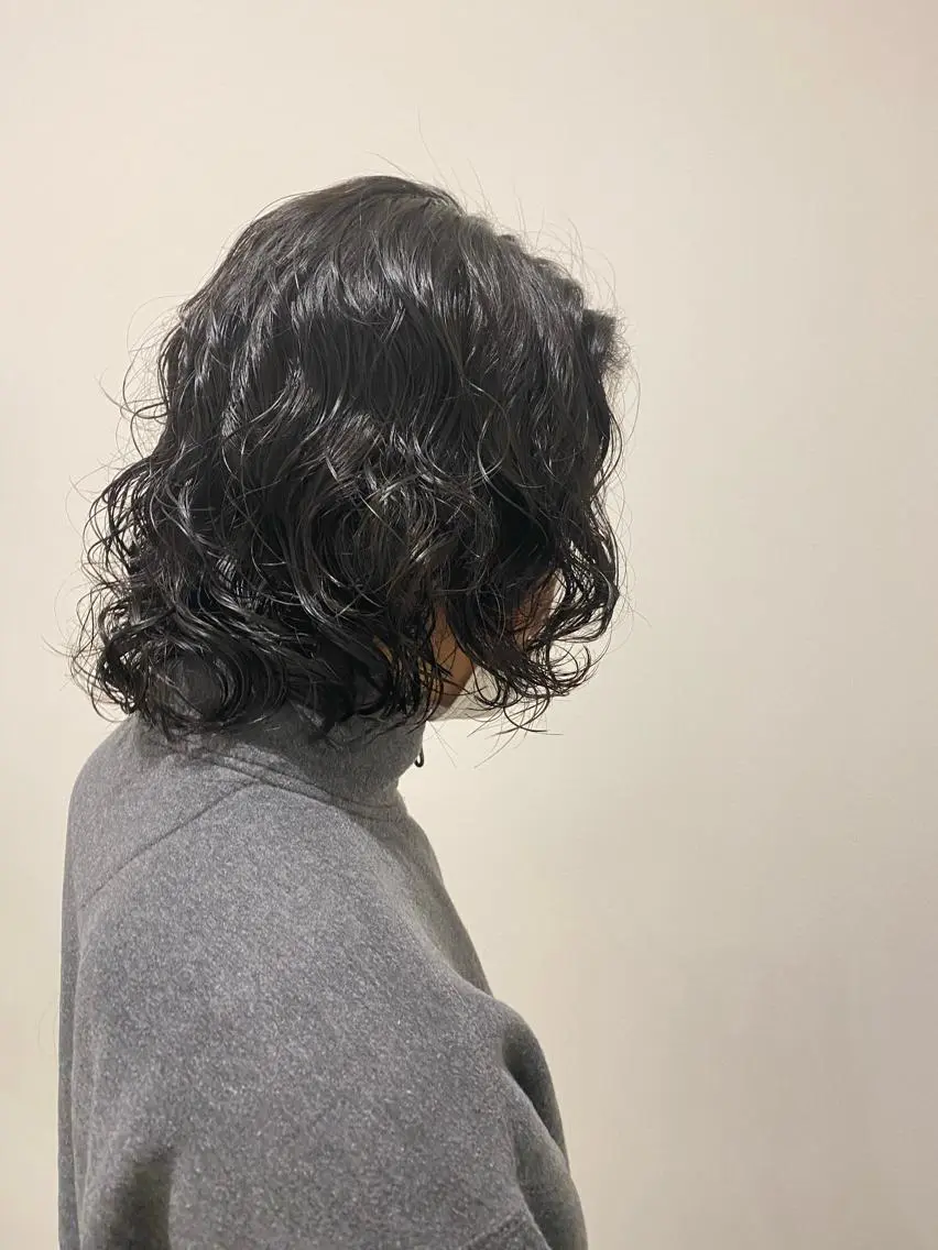 ミディアム パーマ メンズ 大久保 梨音のヘアスタイル