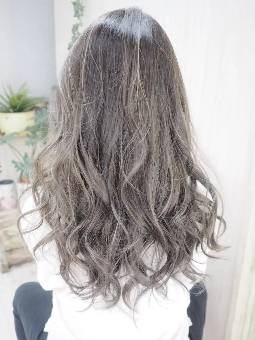 ロング アッシュ 【全部無料🙇】 おがわようしんのヘアスタイル