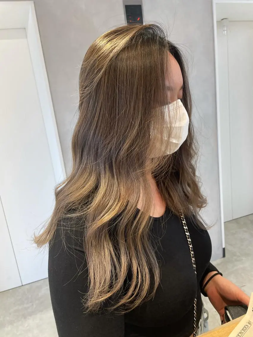 ロング カラー ヘアカラー トリートメント 縮毛&髪質改善 TAIGAのヘアスタイル
